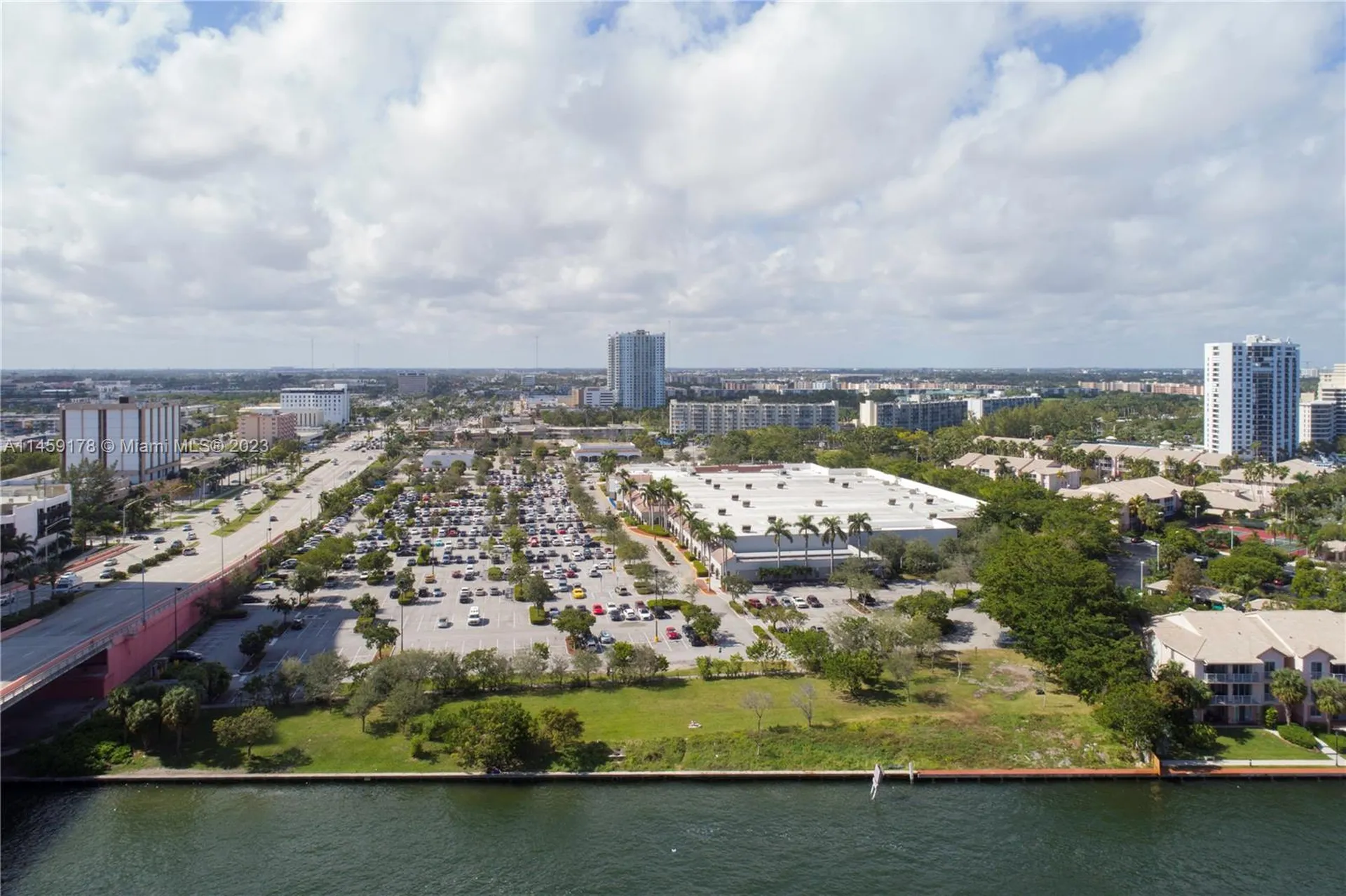 4010 S Ocean Drive Hollywood FL 33019