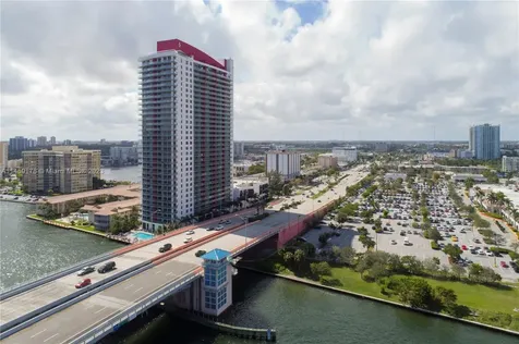4010 S Ocean Drive Hollywood FL 33019