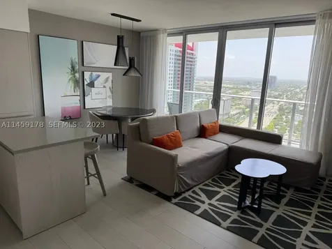 4010 S Ocean Drive Hollywood FL 33019