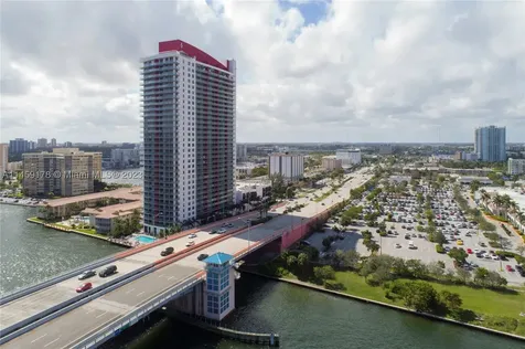 4010 S Ocean Drive Hollywood FL 33019
