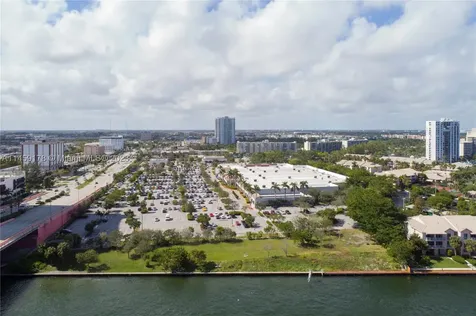 4010 S Ocean Drive Hollywood FL 33019