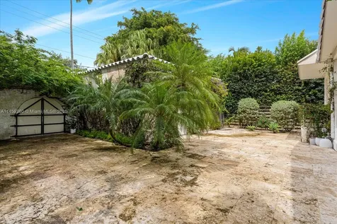 433 E Dilido Drive Miami Beach FL 33139