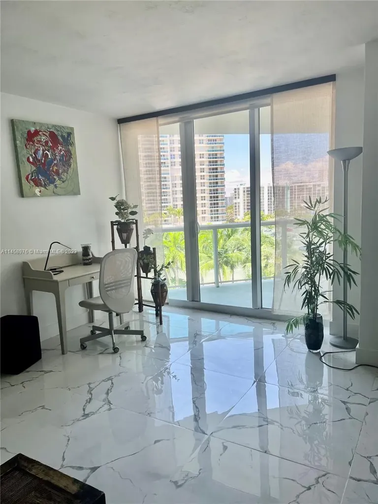 3801 S Ocean Drive Hollywood FL 33019