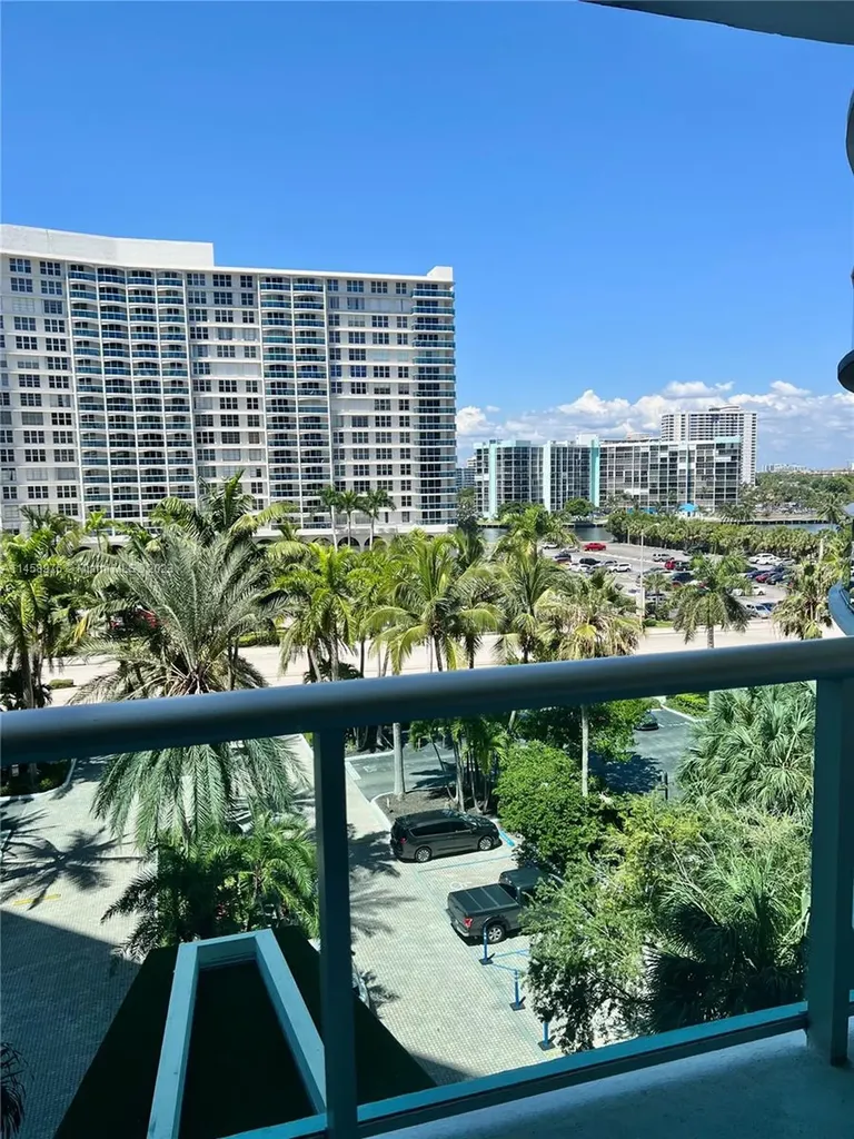 3801 S Ocean Drive Hollywood FL 33019