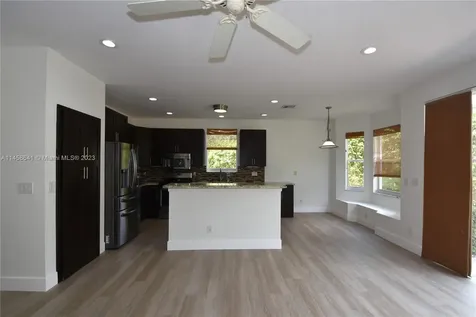 203 La Costa Lane Weston FL 33326