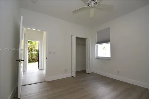 203 La Costa Lane Weston FL 33326