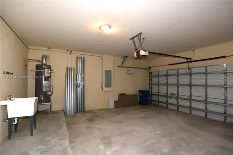 203 La Costa Lane Weston FL 33326