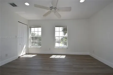 203 La Costa Lane Weston FL 33326