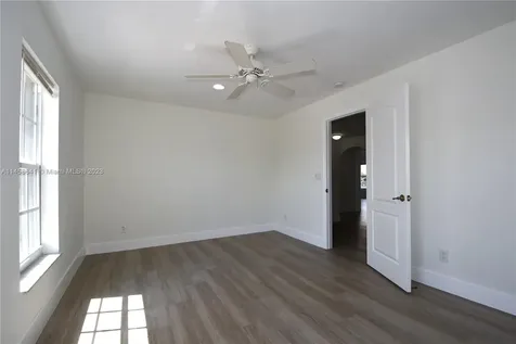203 La Costa Lane Weston FL 33326