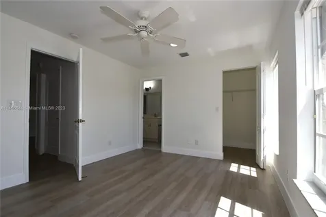 203 La Costa Lane Weston FL 33326