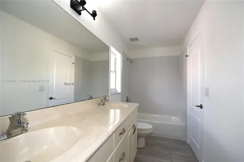 203 La Costa Lane Weston FL 33326