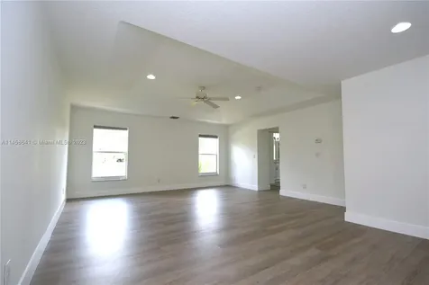 203 La Costa Lane Weston FL 33326