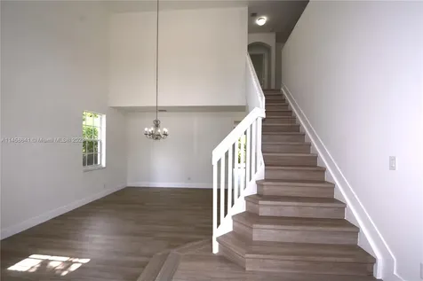 203 La Costa Lane Weston FL 33326