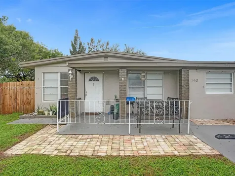 740 SW 10th Street Pompano Beach FL 33060