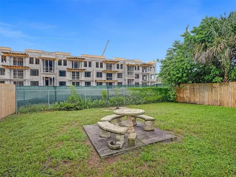 740 SW 10th Street Pompano Beach FL 33060