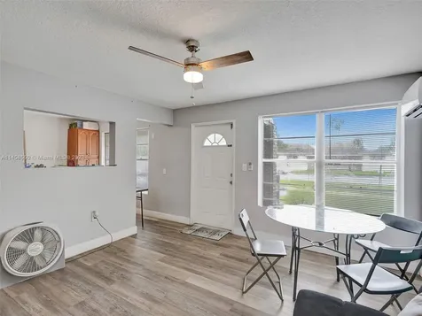 740 SW 10th Street Pompano Beach FL 33060