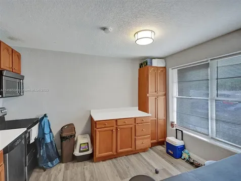 740 SW 10th Street Pompano Beach FL 33060