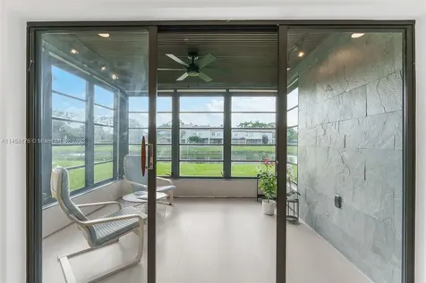 8520 Casa Del Lago Boca Raton FL 33433
