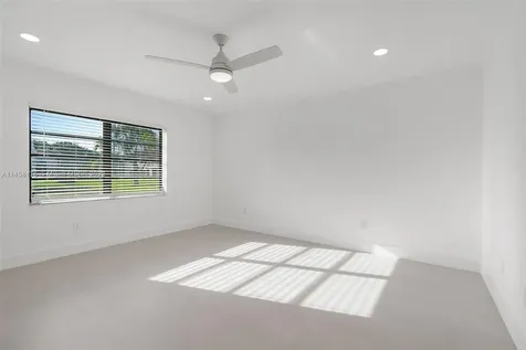 8520 Casa Del Lago Boca Raton FL 33433