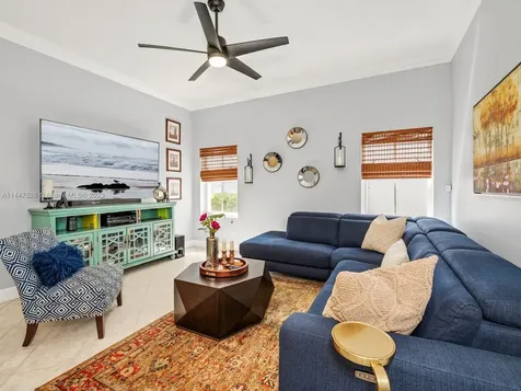 4035 Palm Place Weston FL 33331