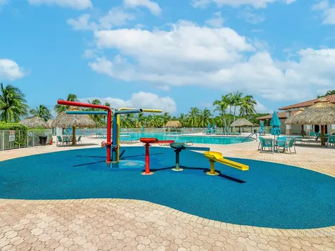 4035 Palm Place Weston FL 33331