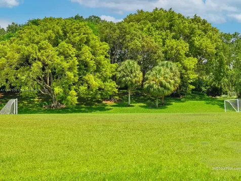 4035 Palm Place Weston FL 33331