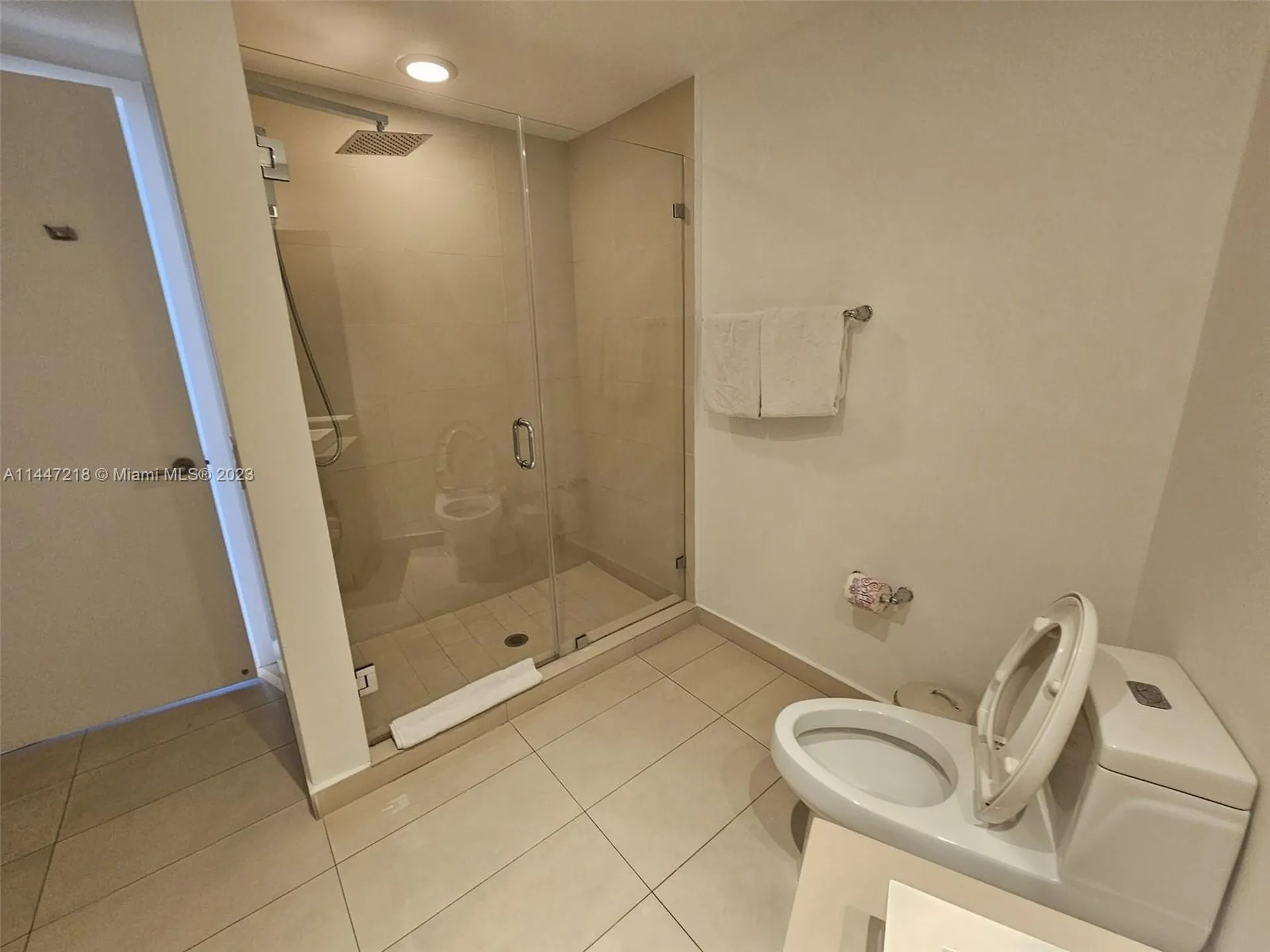 4111 S Ocean Drive Hollywood FL 33019