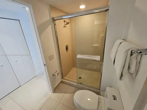 4111 S Ocean Drive Hollywood FL 33019