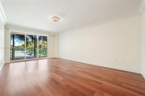 20201 E Country Club Drive Aventura FL 33180