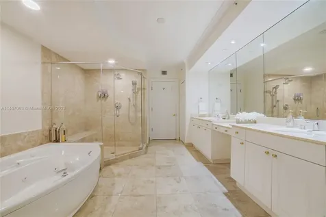 20201 E Country Club Drive Aventura FL 33180