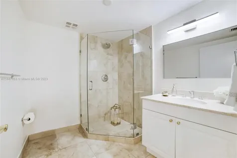 20201 E Country Club Drive Aventura FL 33180