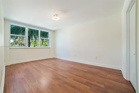 20201 E Country Club Drive Aventura FL 33180