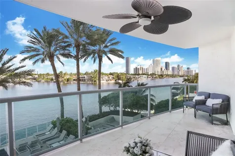 20201 E Country Club Drive Aventura FL 33180