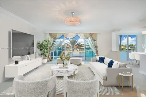20201 E Country Club Drive Aventura FL 33180