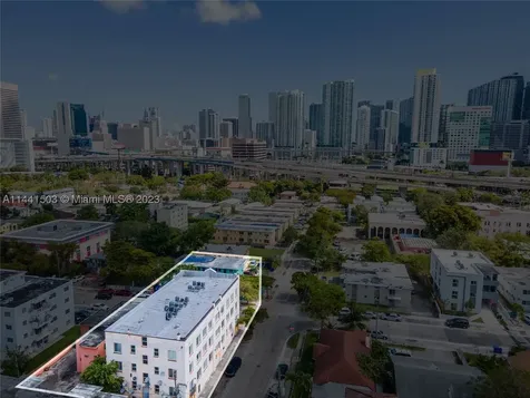 440 SW 5th Avenue Miami FL 33130
