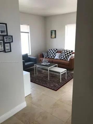 440 SW 5th Avenue Miami FL 33130