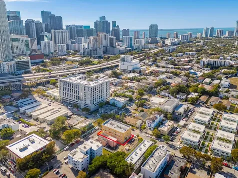 440 SW 5th Avenue Miami FL 33130