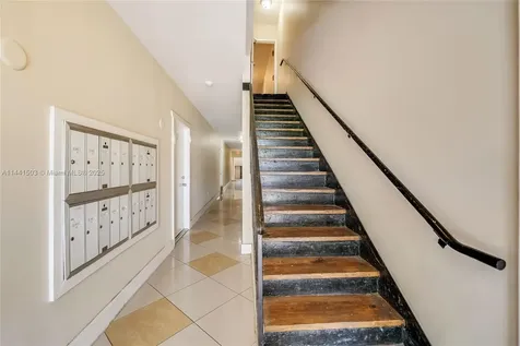 440 SW 5th Avenue Miami FL 33130