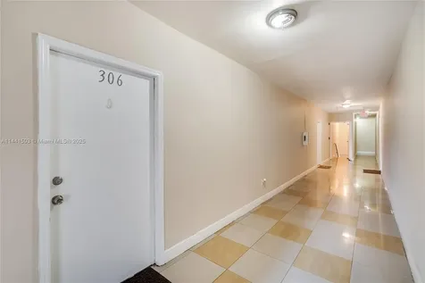 440 SW 5th Avenue Miami FL 33130