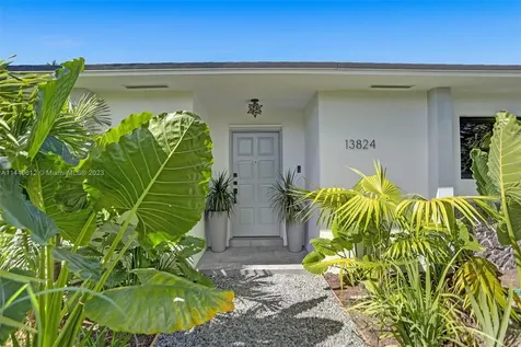 13824 SW 83rd Court Palmetto Bay FL 33158