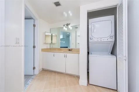 1750 N Bayshore Drive Miami FL 33132