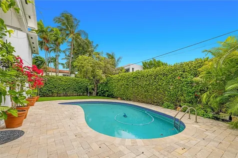 4531 N Bay Road Miami Beach FL 33140