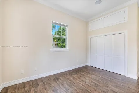 4531 N Bay Road Miami Beach FL 33140
