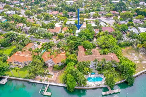 4531 N Bay Road Miami Beach FL 33140