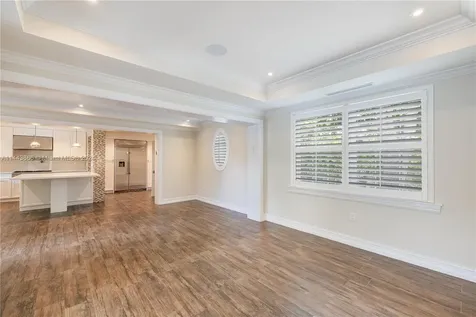 4531 N Bay Road Miami Beach FL 33140