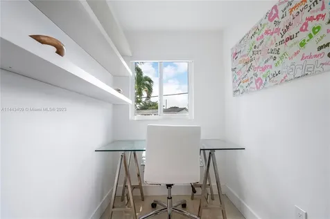 2531 NE 209th Terrace Aventura FL 33180
