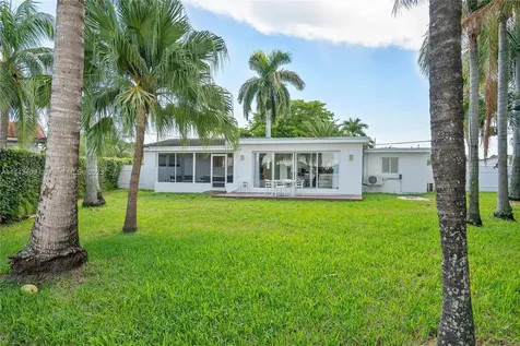2531 NE 209th Terrace Aventura FL 33180