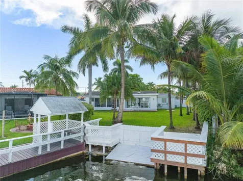 2531 NE 209th Terrace Aventura FL 33180