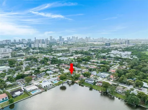 2531 NE 209th Terrace Aventura FL 33180
