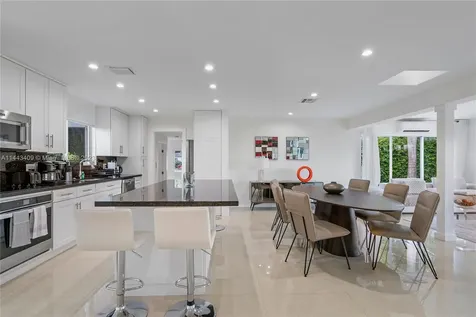 2531 NE 209th Terrace Aventura FL 33180